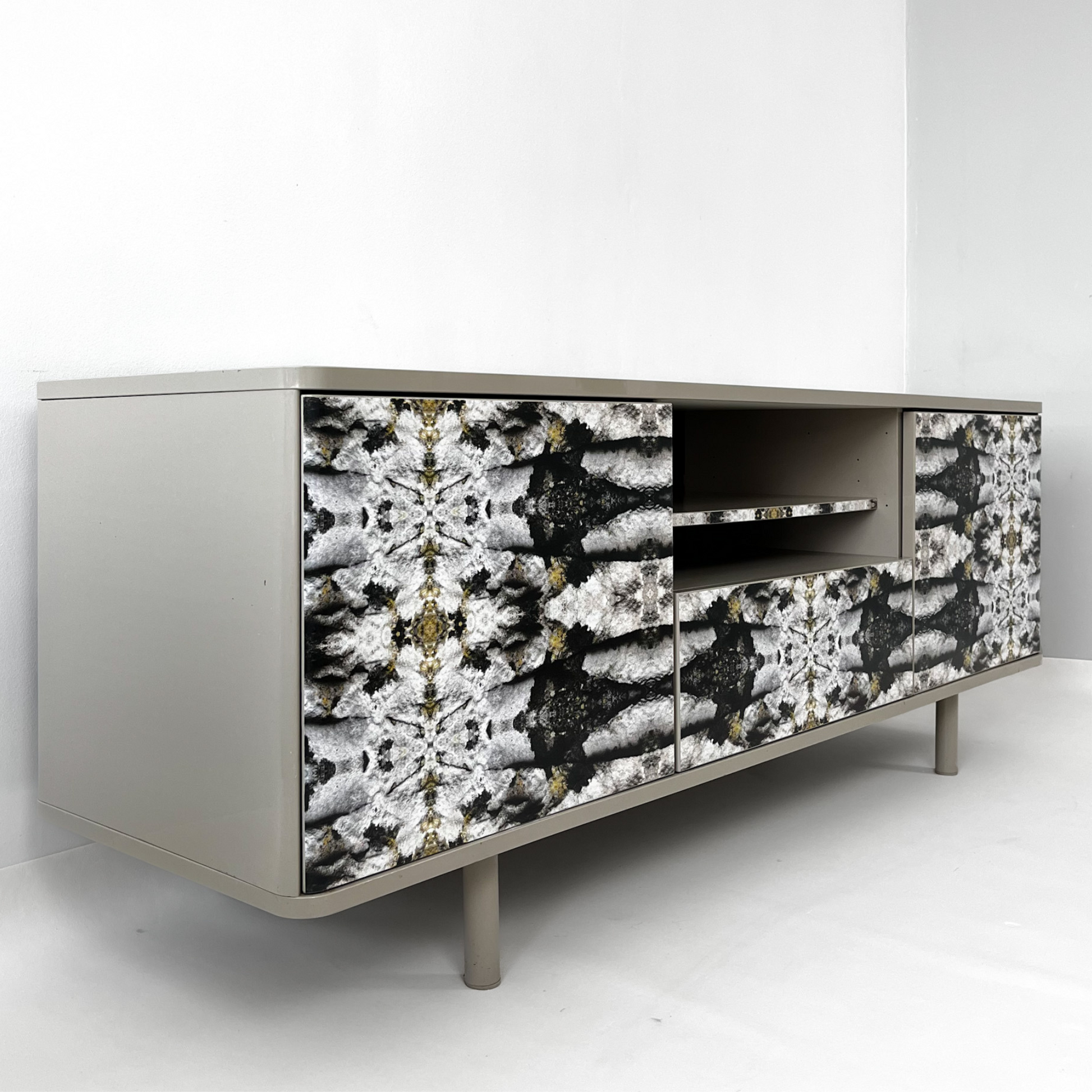 Modern Sideboard Buffet