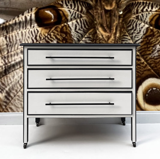 White Painted Chest of Drawer